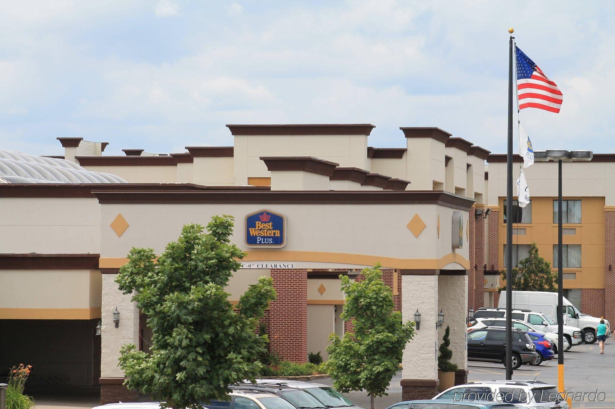 Best Western Plus Milwaukee Airport Hotel & Conference Center Екстериор снимка