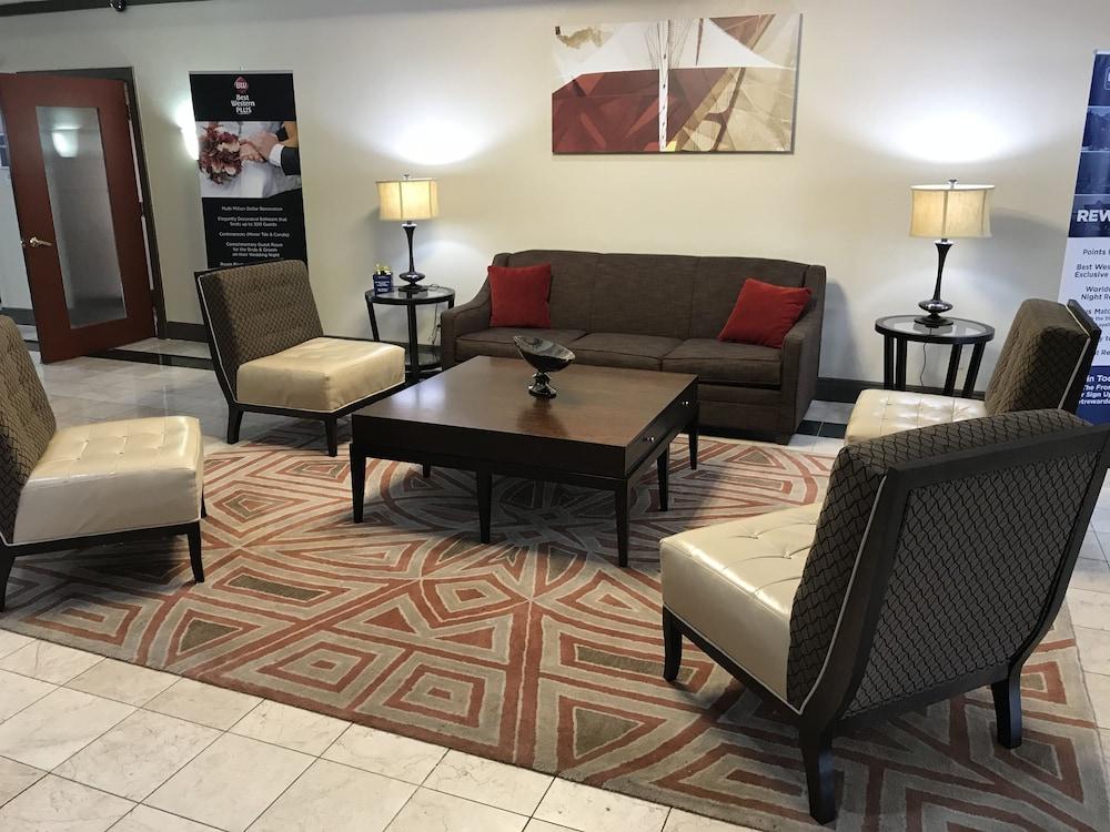 Best Western Plus Milwaukee Airport Hotel & Conference Center Екстериор снимка